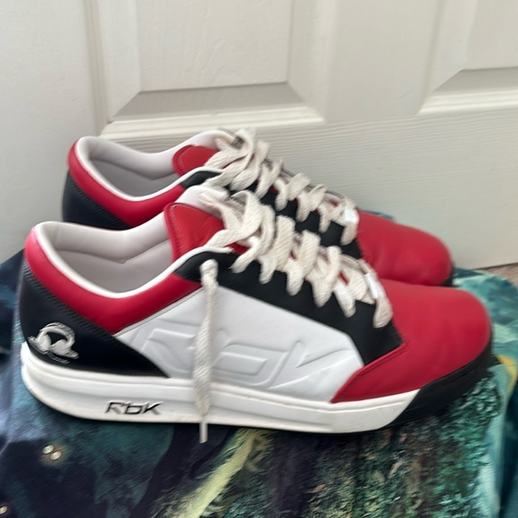 Reebok DJ - Picture 1 of 7